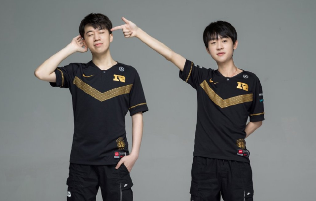 防两端都有 防两端都有