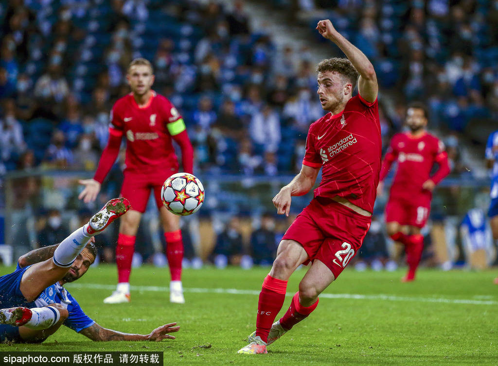 的多名球员 的多名球员