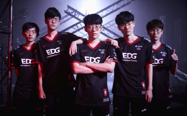 第一时间以 第一时间以